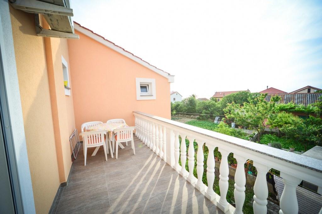 Apartments Valentina เพทรอซาเน ภายนอก รูปภาพ