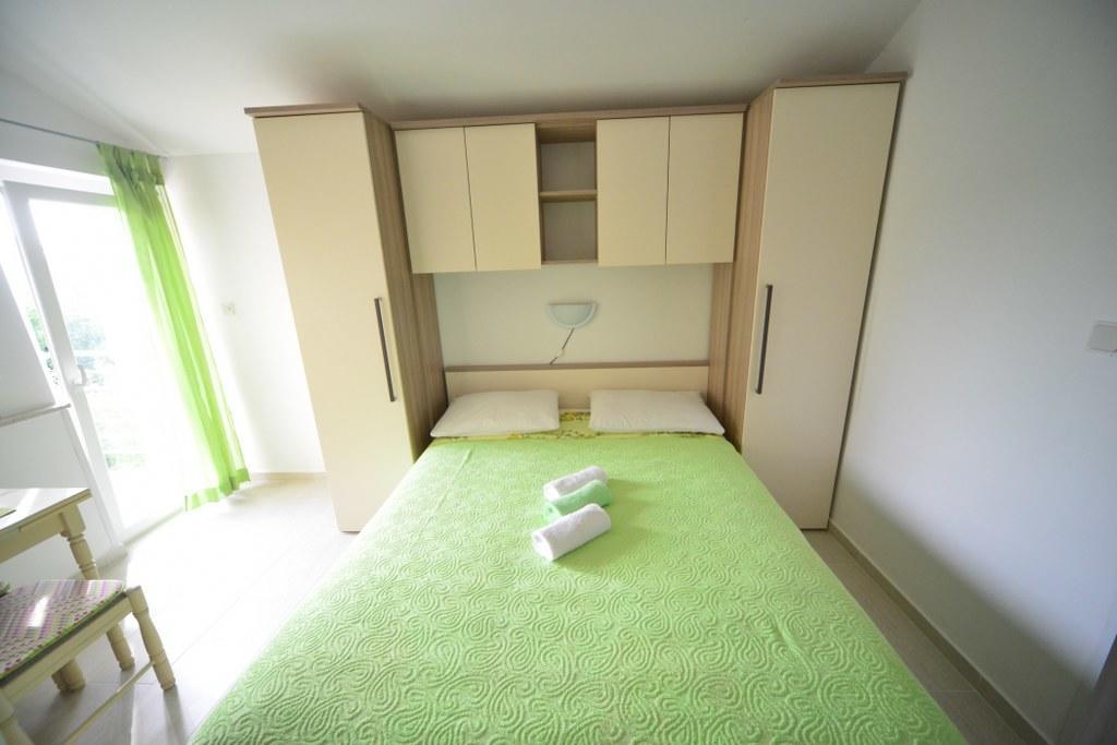 Apartments Valentina เพทรอซาเน ภายนอก รูปภาพ