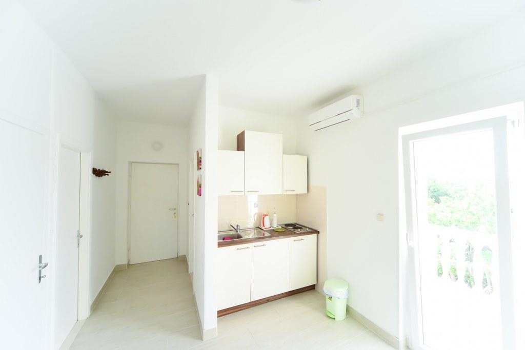 Apartments Valentina เพทรอซาเน ภายนอก รูปภาพ