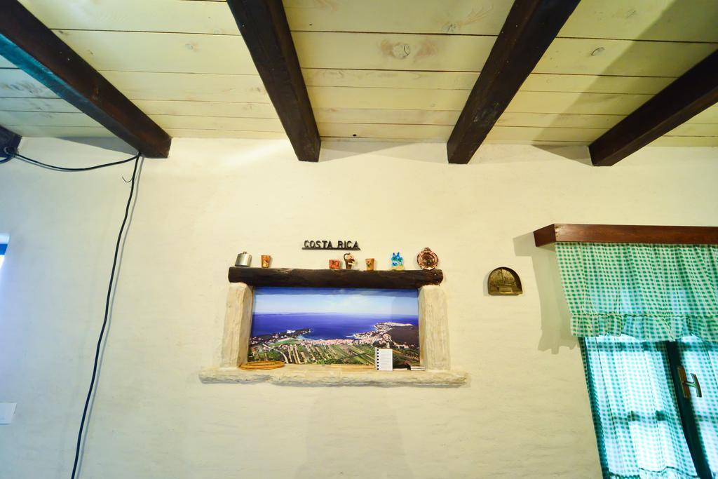 Apartments Valentina เพทรอซาเน ภายนอก รูปภาพ